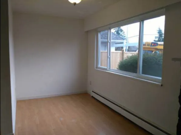 13615 Fraser Hwy, Surrey, BC