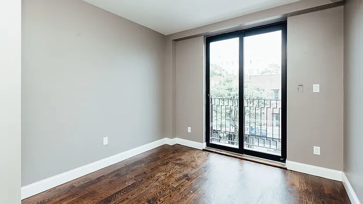Rented by Nooklyn NYC LLC | media 97