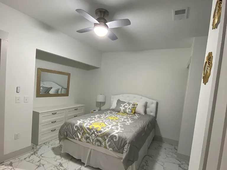 3467 Vine St — Photo 23