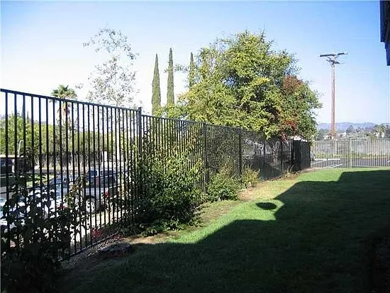 830 W Lincoln Ave — Photo 2