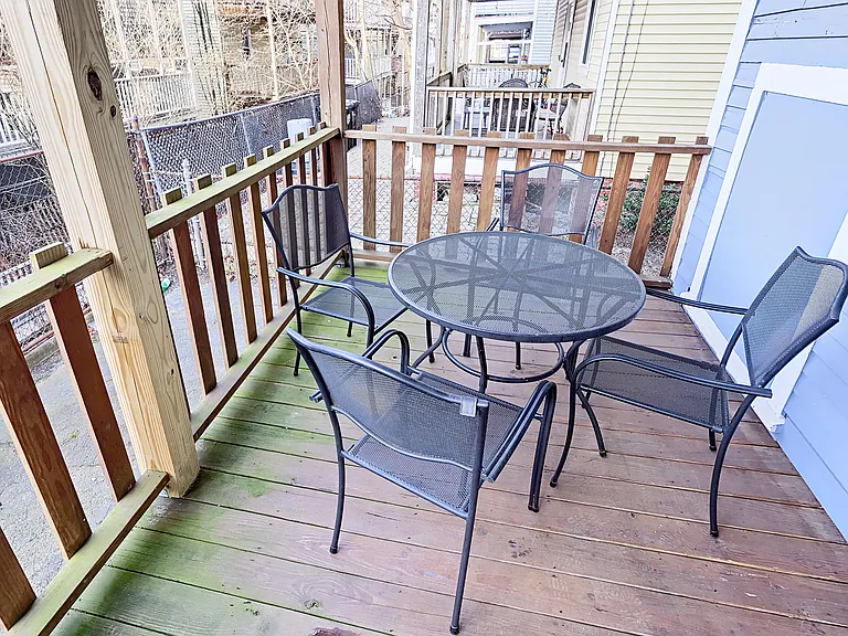103 Marion St #1R — Photo 7