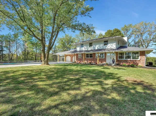 17500 Pine Lake Rd, Walton, NE 68461