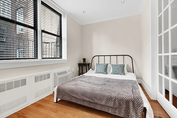 Rented by Cooper & Cooper Real Estate | media 12