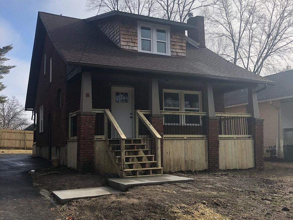 1st image of 8 McBaine Ave
