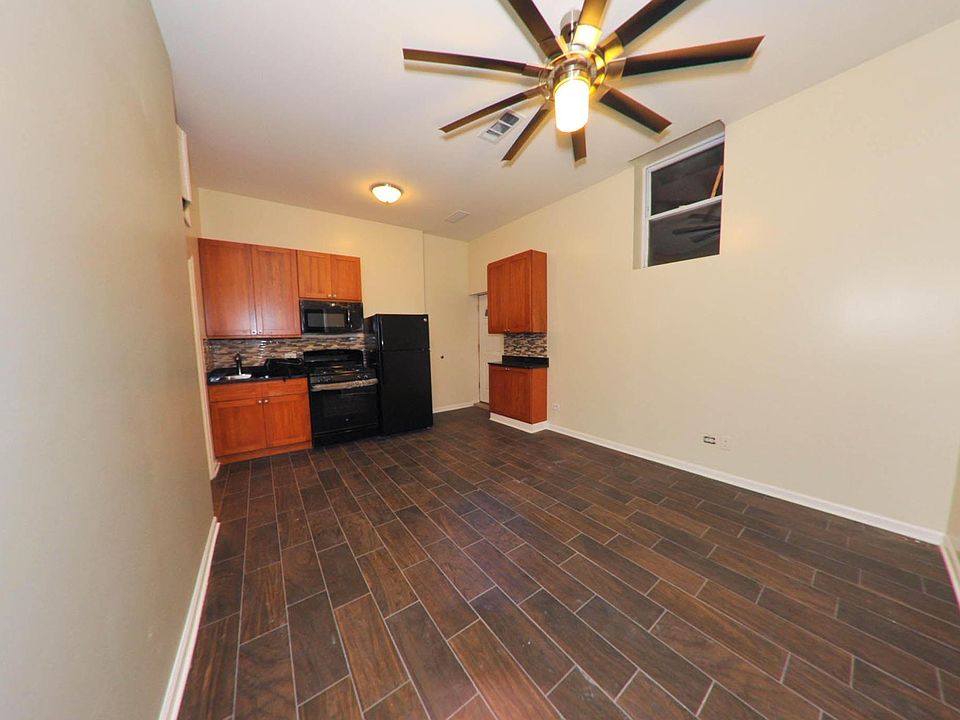 Kitchen Living Combo Area