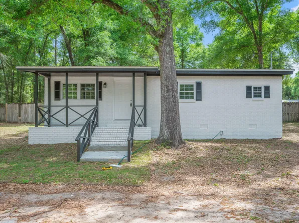 165 Smith St, Crestview, FL 32539