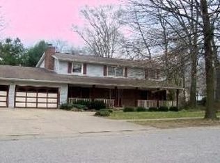 2705 S Forrester St, Bloomington, IN 47401