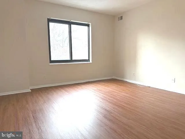 307 Yoakum Pkwy #310 — Photo 20