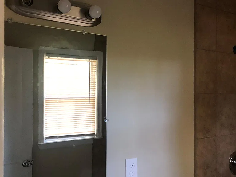 1423 Oberle Ave — Photo 23