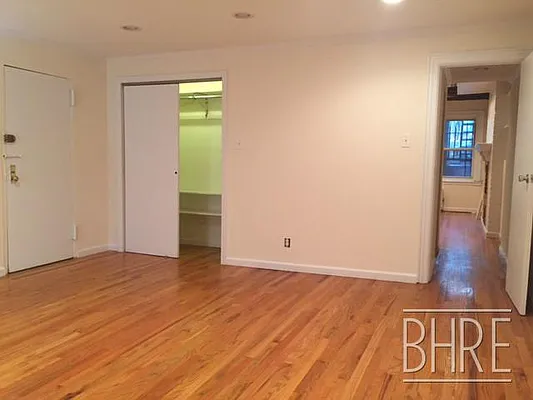 Rented by Brooklyn Heights Real Estate Inc | media 8