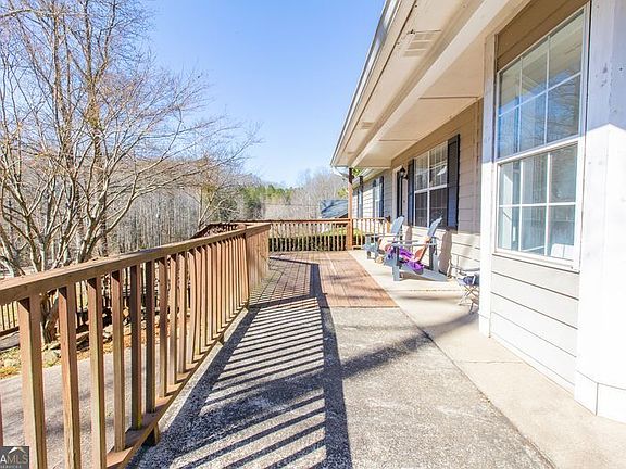 3rd image of 5028 Bird Rd