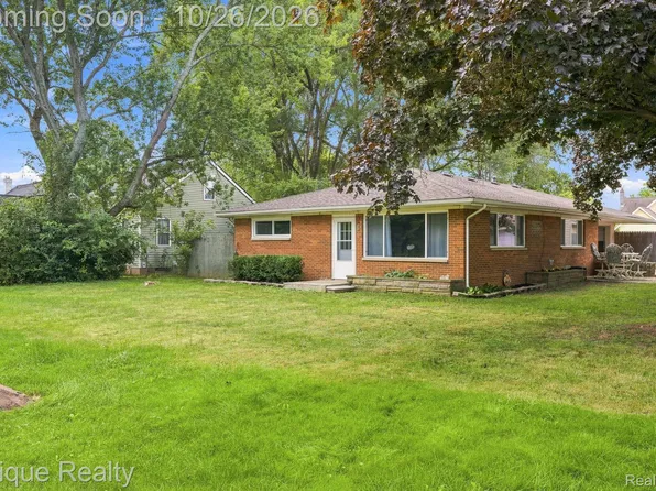 114 3rd St, Yale, MI 48097