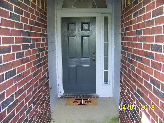 3rd image of 3502 Vienna Dr