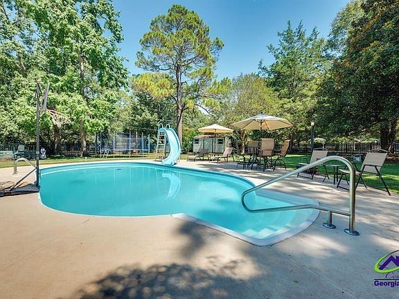 4th image of 422 Forrest Dr