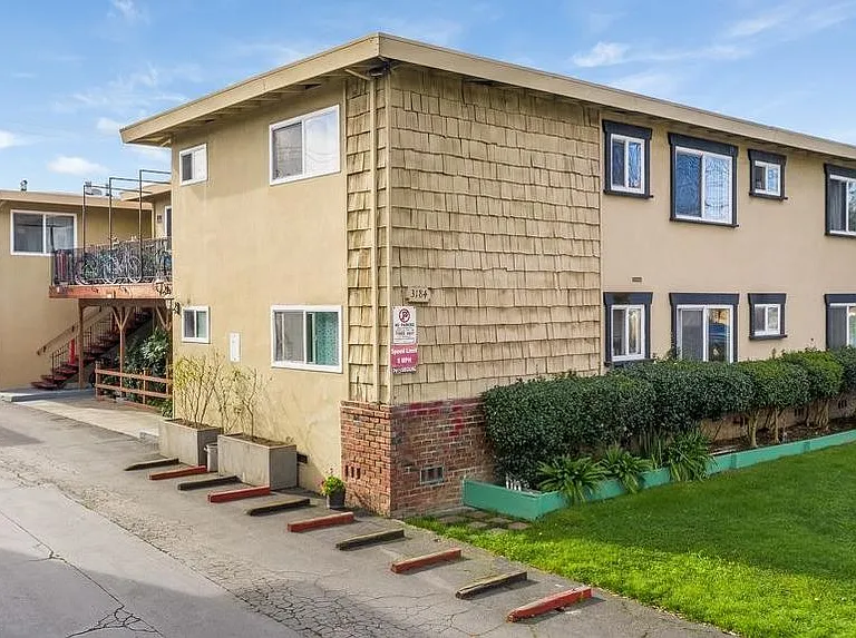 3184 Cadillac Dr #8 — Photo 1