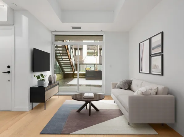 650 E 2nd St #122, North Vancouver, BC V7L 1C8