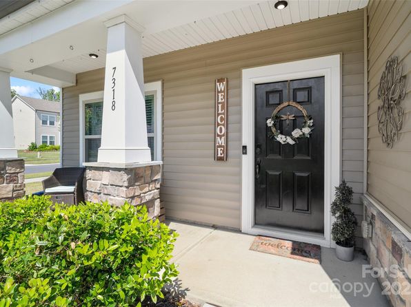 7318 Rupell Dr, Charlotte, NC 28273