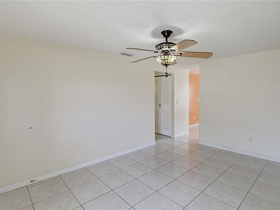 4th image of 8303 Dasa Pl
