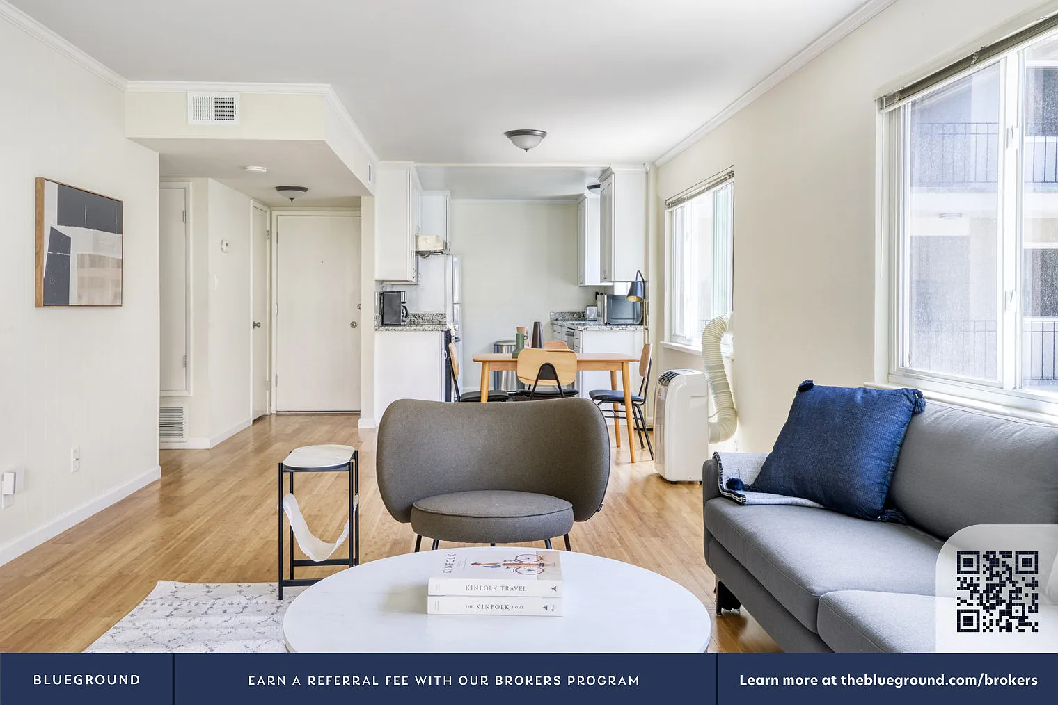 2 bed, 2.0 bath, 1020 sqft, $5,360 — Photo 3