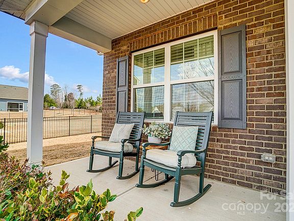 2nd image of 9325 Beecroft Valley Dr
