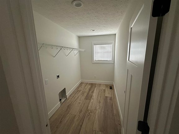 5th image of LOT 687 Tundra Ave