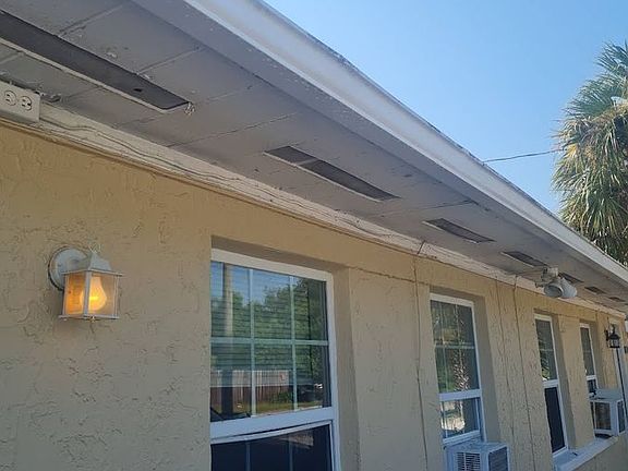 3rd image of 13028 Dania St