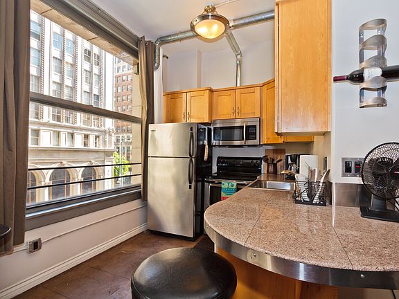 3rd image of 215 W 7th St APT 311