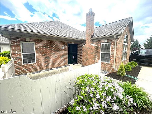 2nd image of 18 Woodberry Dr