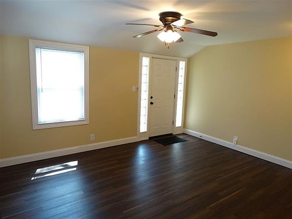 2nd image of 119 Polster Dr