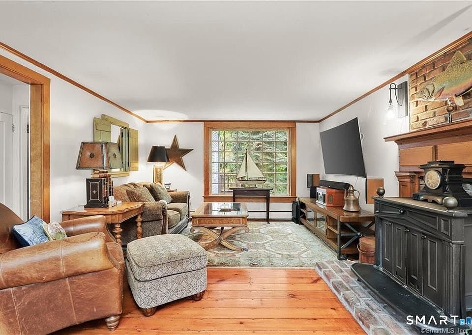 1st image of 47 Hollow Tree Ridge Rd #47