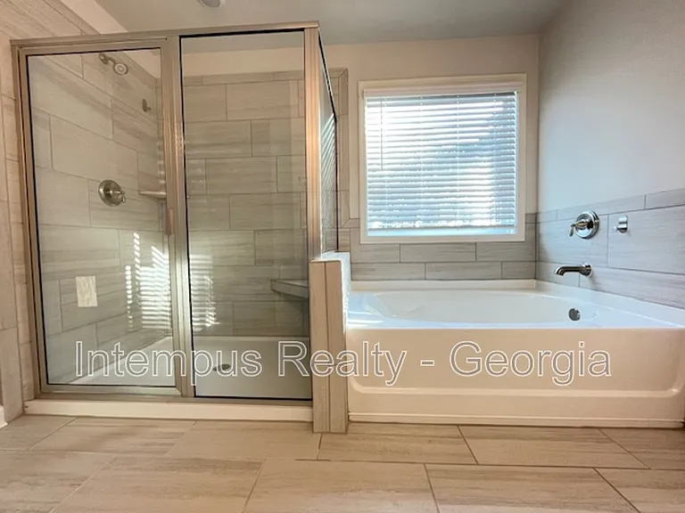 44 Garnet Dr — Photo 25