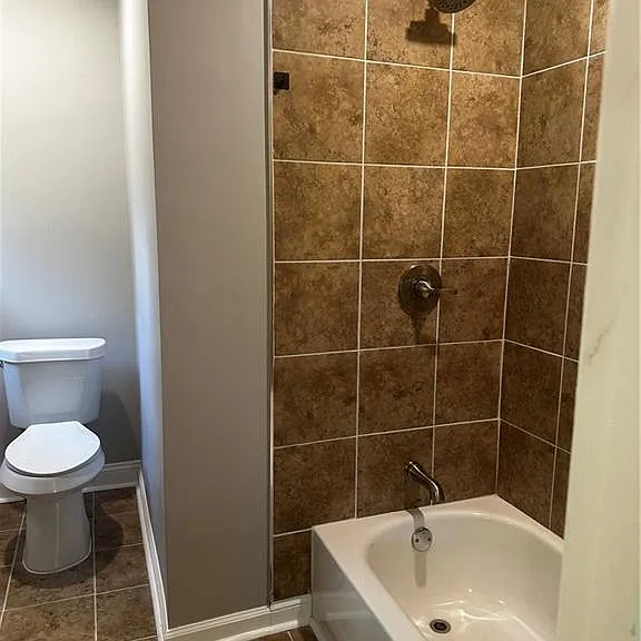 10790 Waters Rd — Photo 24