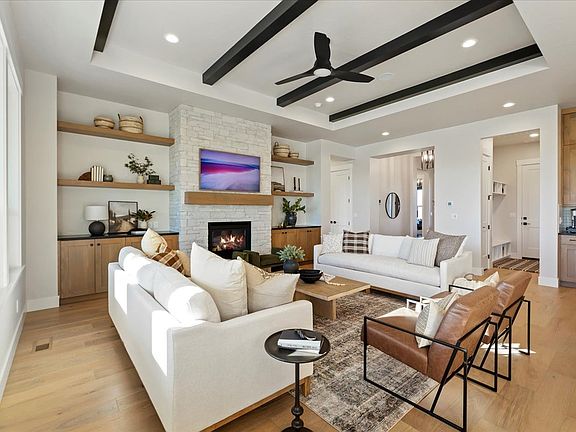 7th image of this home