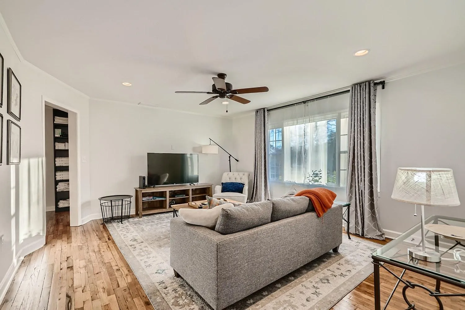 1149 Vista Trl NE — Photo 4
