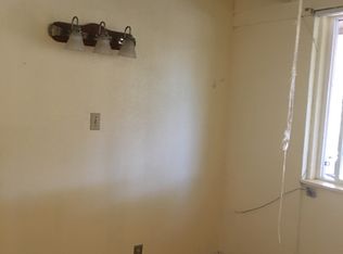 300 E Santa Clara St, Avenal, CA 93204