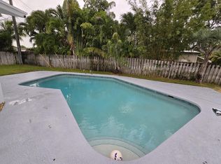 887 W Duval St, Lantana, FL 33462