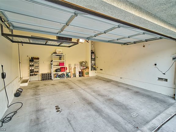 3rd image of 7350 Padleymor St