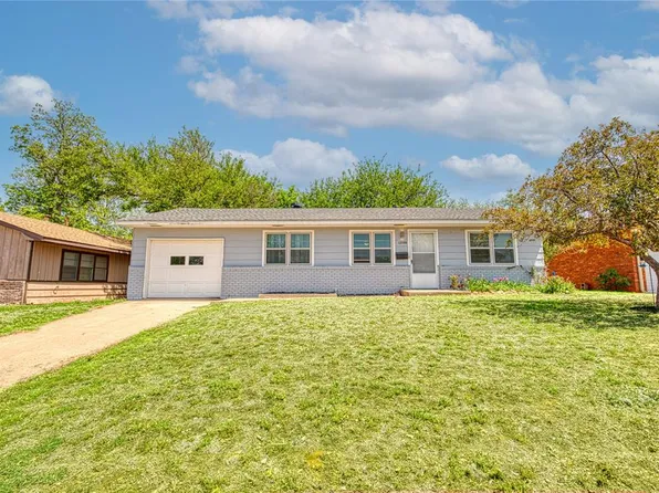 1206 Colorado Ave, Elk City, OK 73644