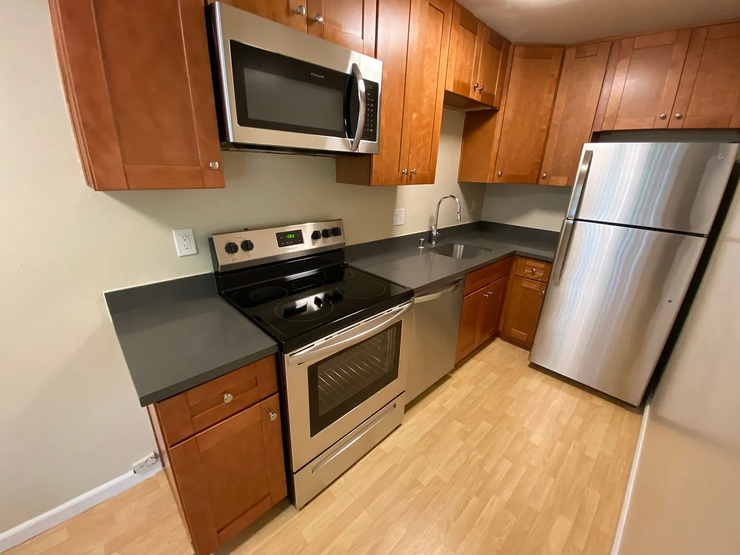 Farm Hill Apartments — Photo 2
