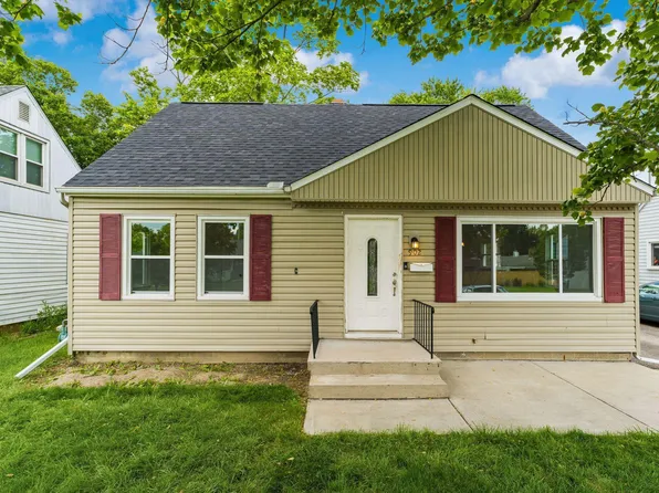 902 Eastmoor Blvd, Columbus, OH 43209