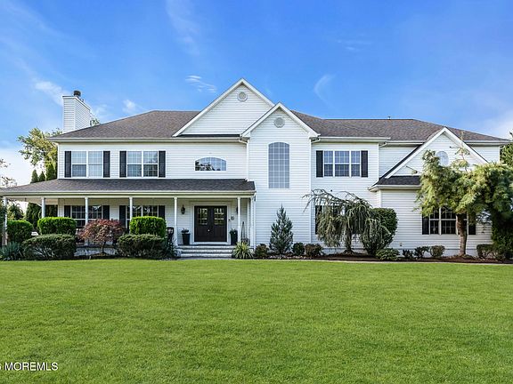 2nd image of 4 Susan Court