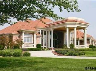 3302 N 216th St, Elkhorn, NE 68022