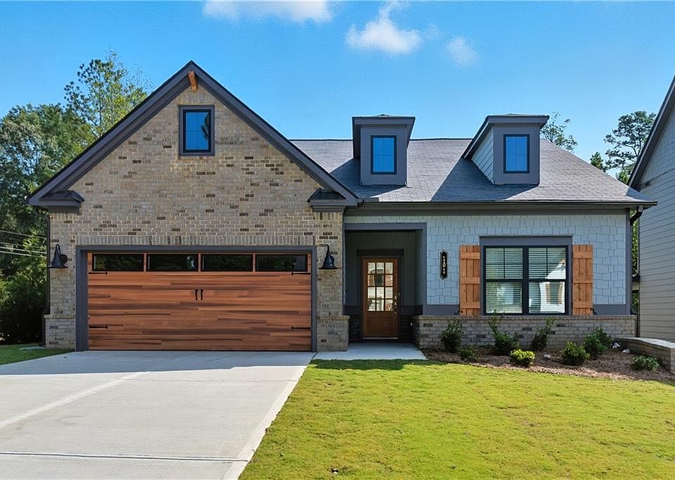 1st image of 109 Everwood Ct