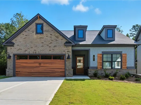 104 Everwood Ct, Dallas, GA 30132