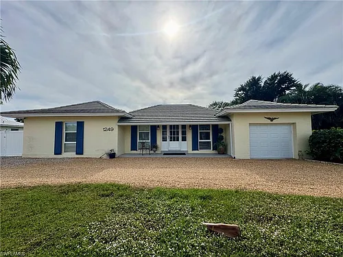 1249 Fruitland Ave Photo 1