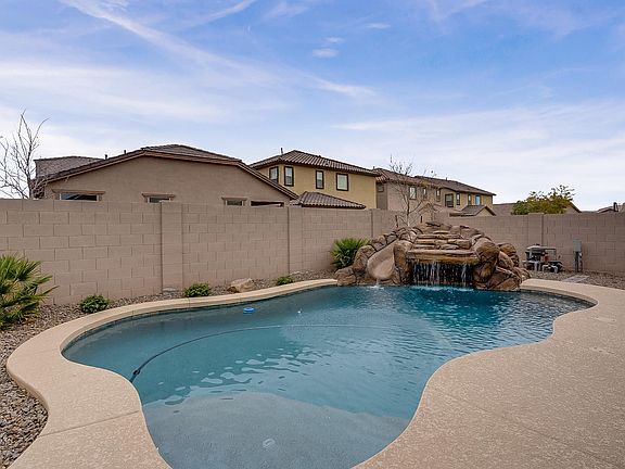 2nd image of 3851 E Narrowleaf Dr