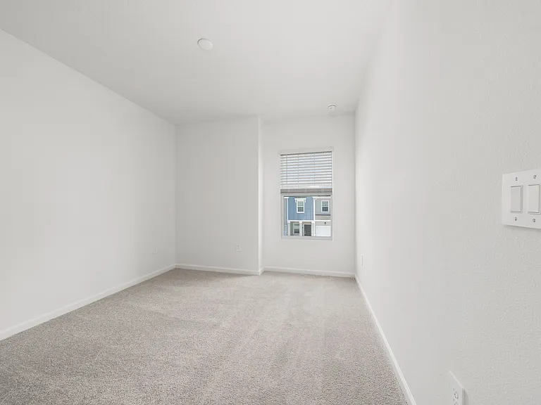 3075 Chromatic St — Photo 21