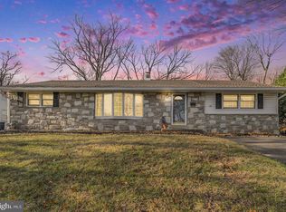 231 Marilyn Dr, Hatboro, PA 19040