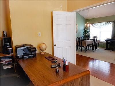 5th image of 709 Piedmont Dr