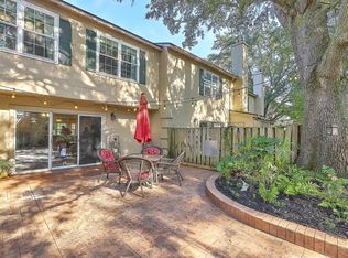 2065 Emerald Ter, Mount Pleasant, SC 29464